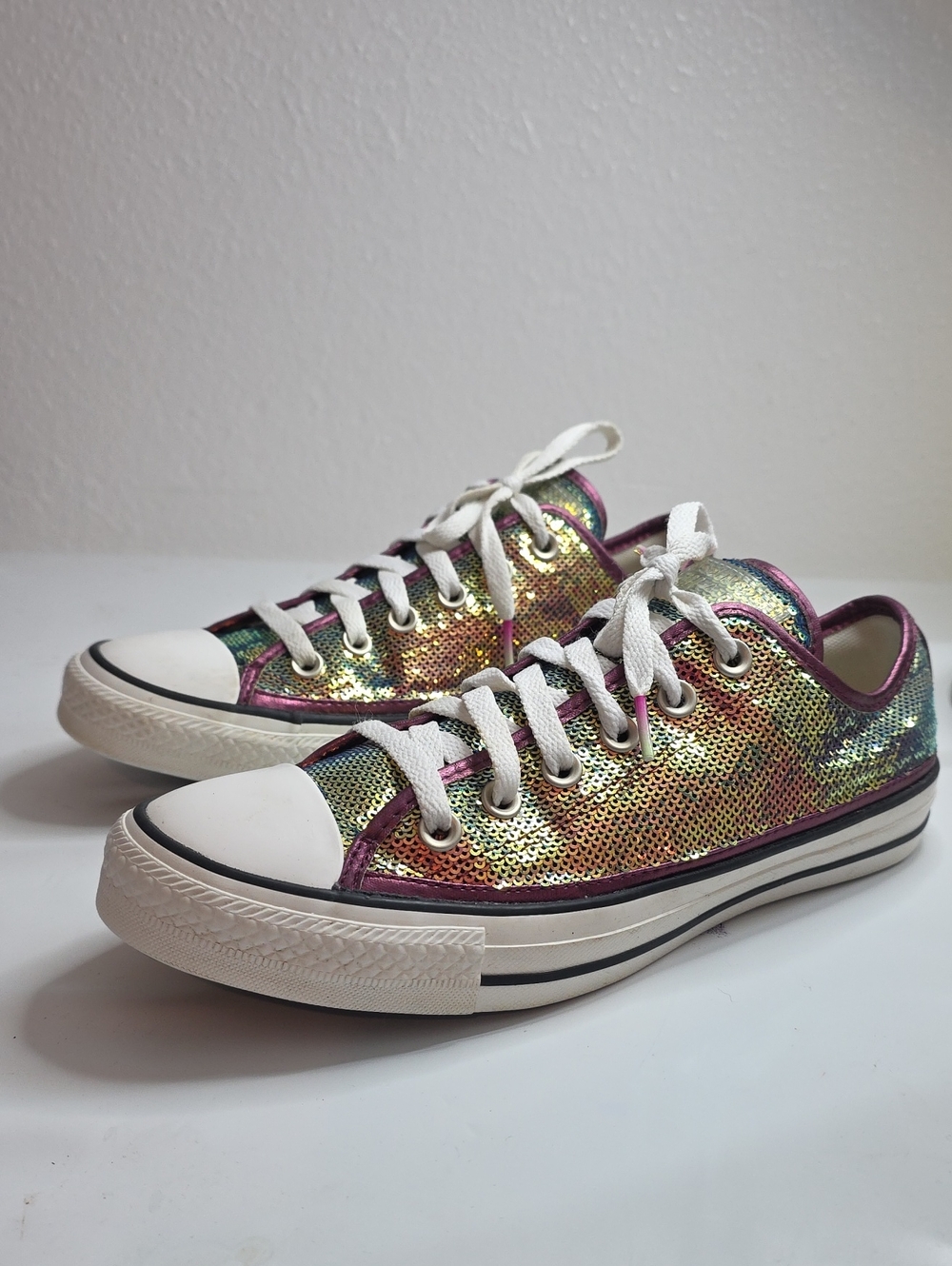 CONVERSE LOW TOP ALL STAR SEQUINS AWSEOME COLORWAY LADIES 9 LIKE NEW